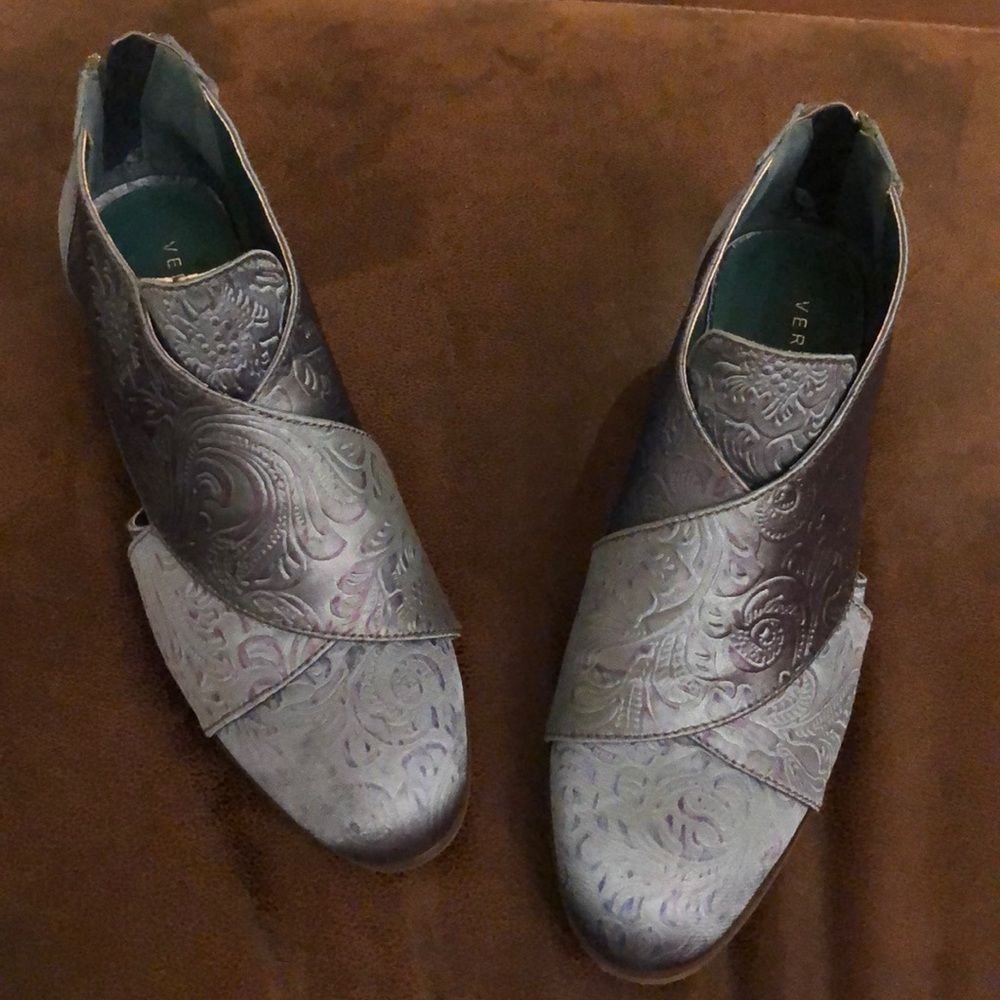 ModCloth Very Volatile Green Floral Booties - Picture 2 of 4